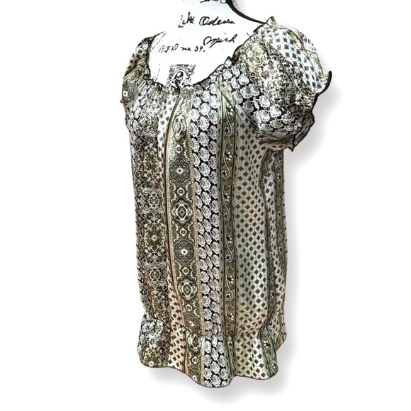 CATO Paisley Ruffled Short Sleeve Blouse Size S - Picture 2 of 7